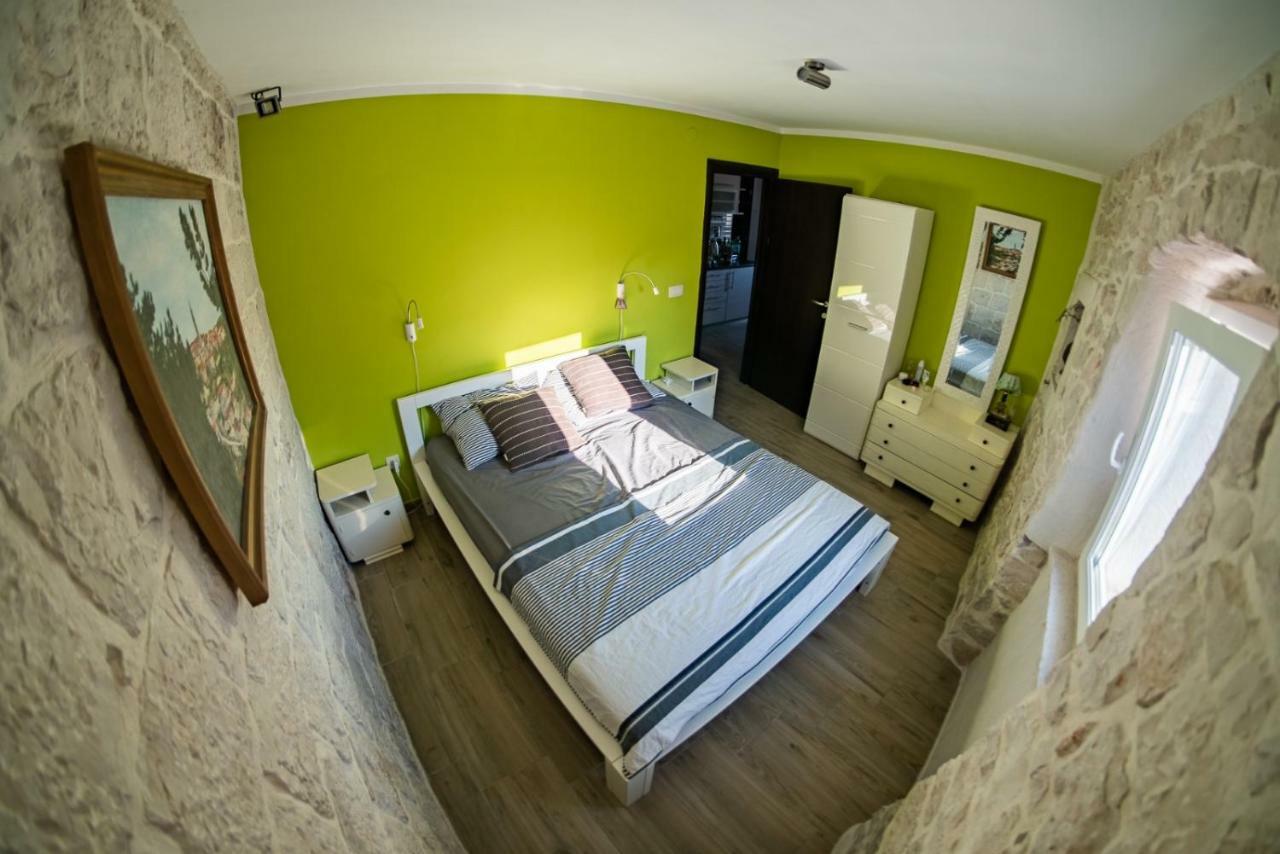 Apartment Buga Slatine Exteriér fotografie